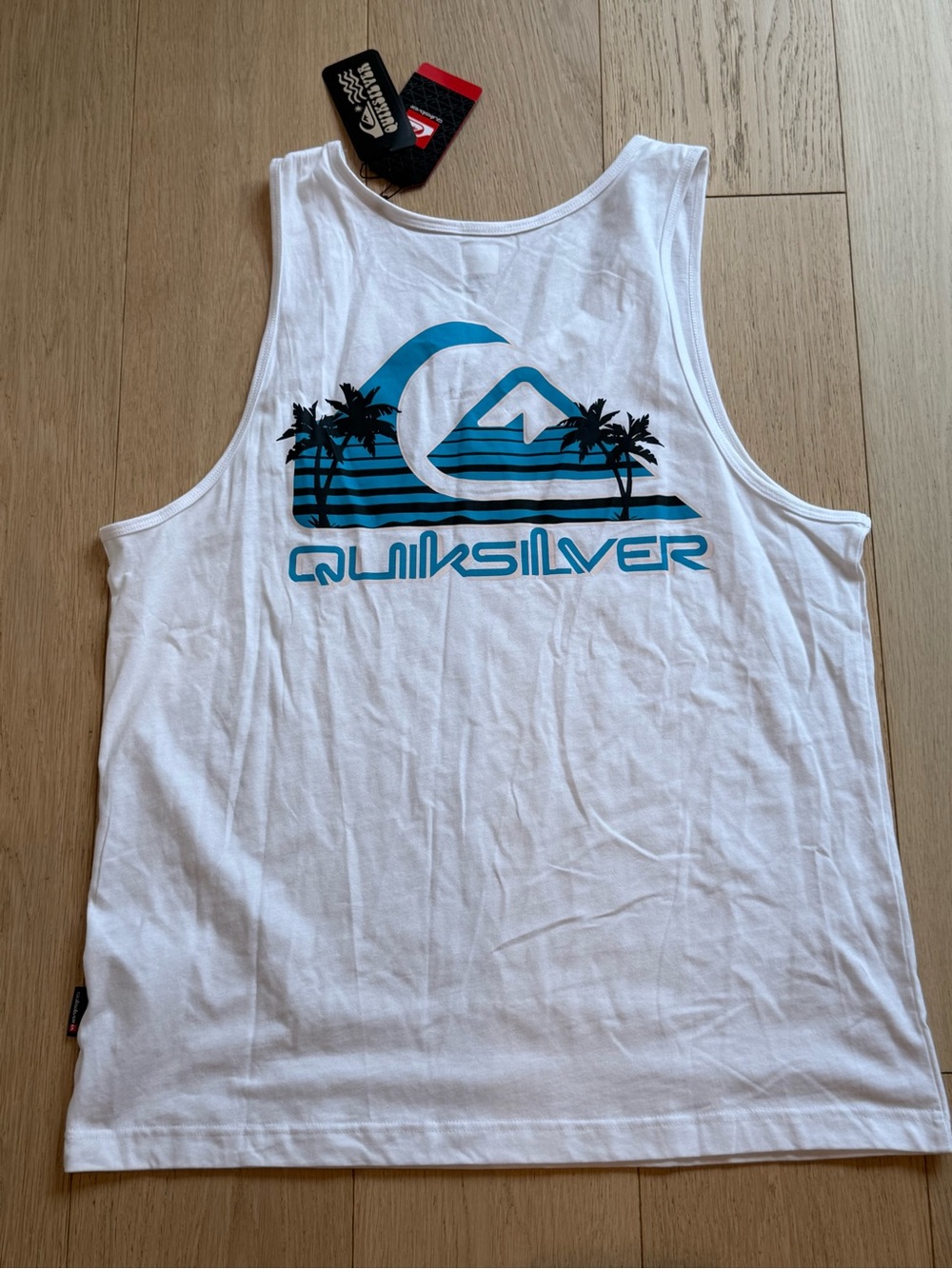 Quiksilver White Graphic Tank Top – Men’s Large – NWT